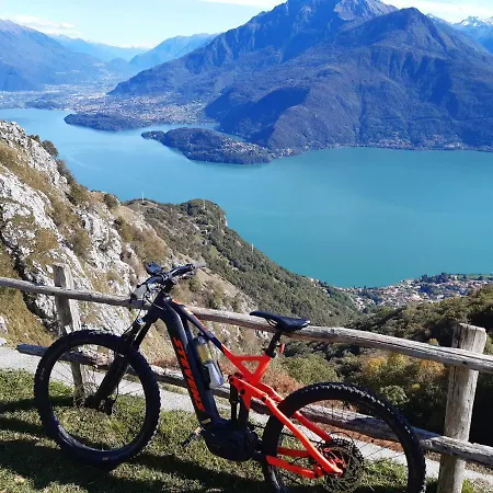 La Nicchia Comersee شقة